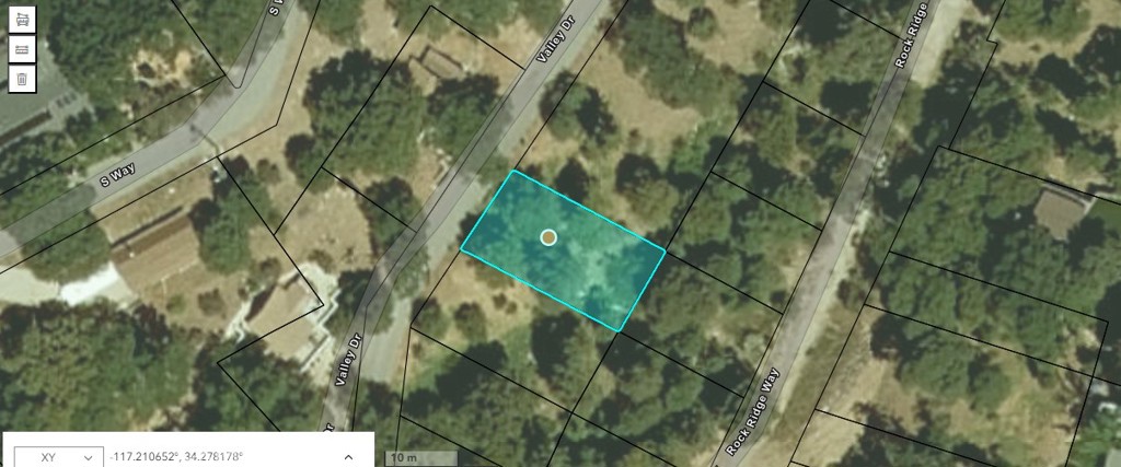 1582 Valley Property Photo 3