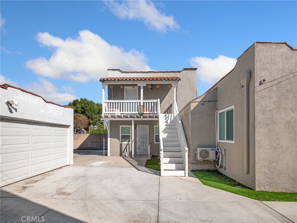 3361 Meeker Avenue Property Photo 1
