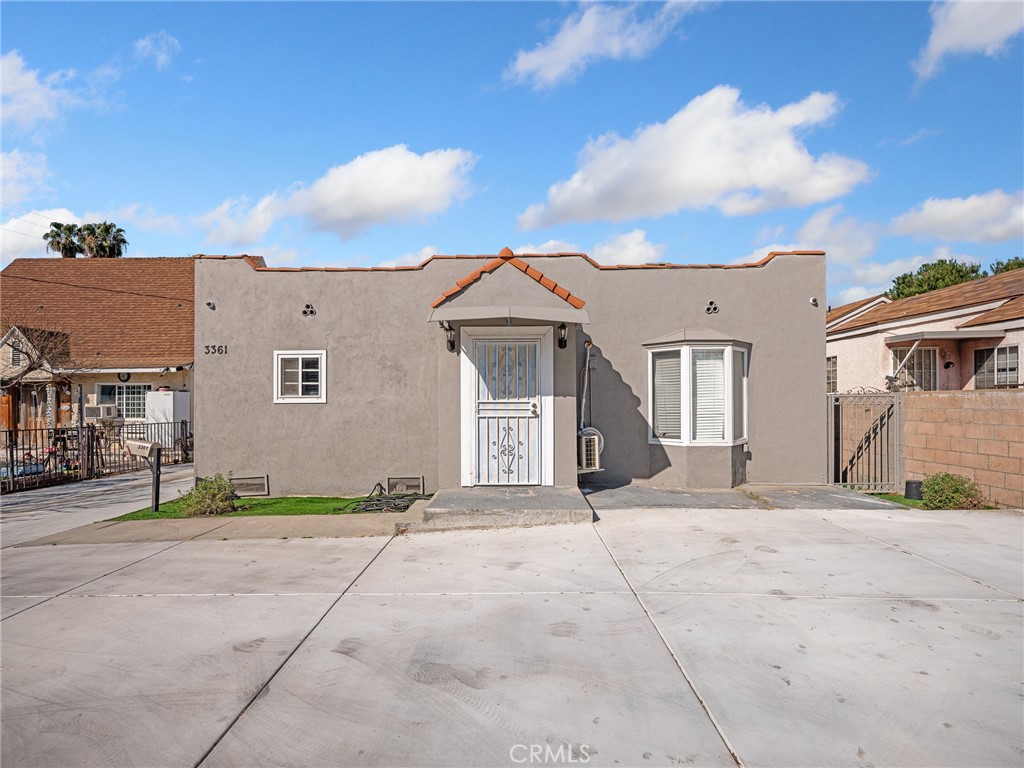 3361 Meeker Avenue Property Photo 3