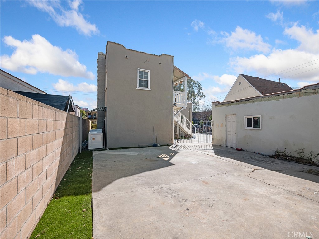 3361 Meeker Avenue Property Photo 27