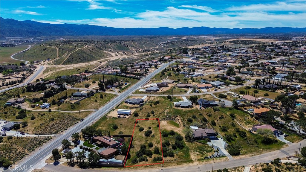 39833319 Plumas Property Photo 25