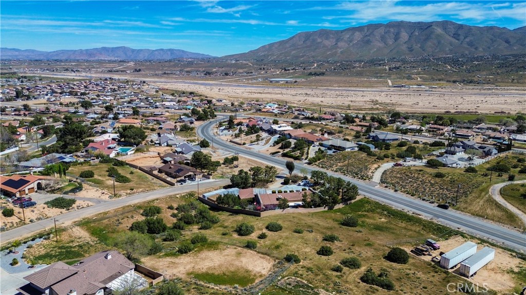 39833319 Plumas Property Photo 30