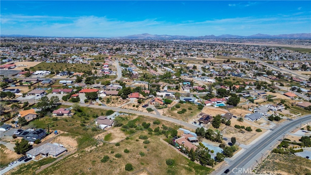 39833319 Plumas Property Photo 36