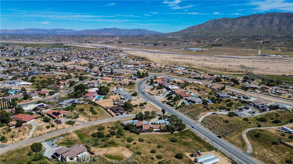 39833319 Plumas Property Photo 38