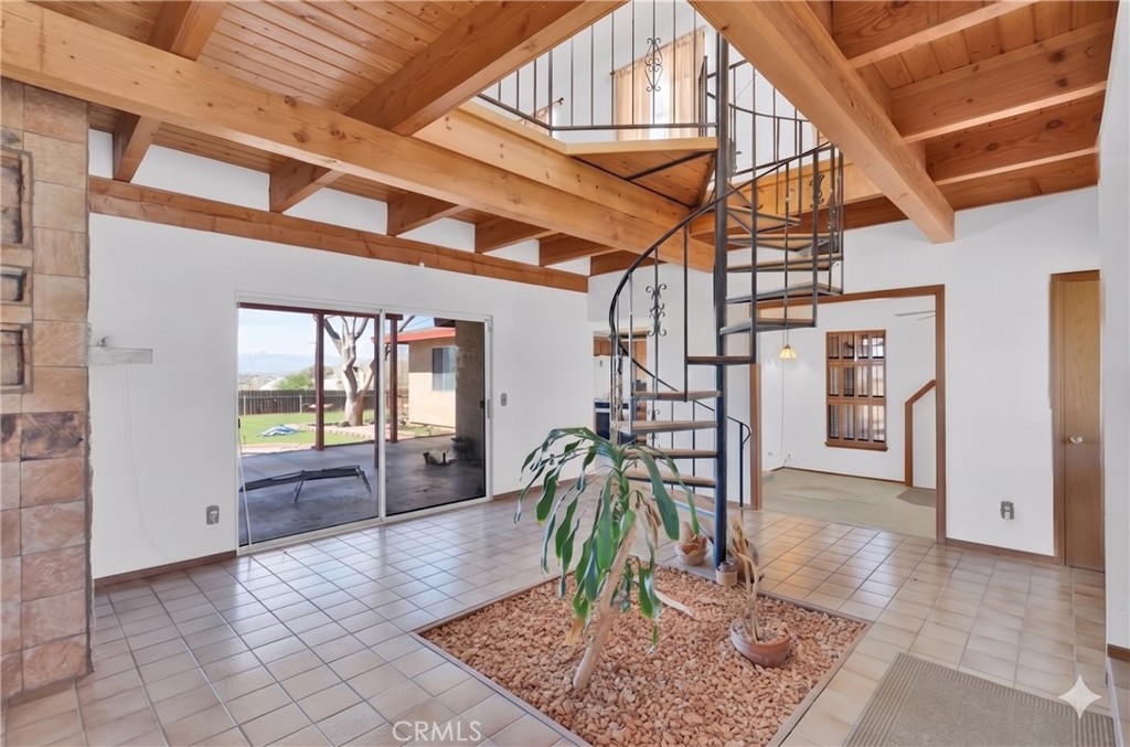 22677 Dexter Property Photo 4