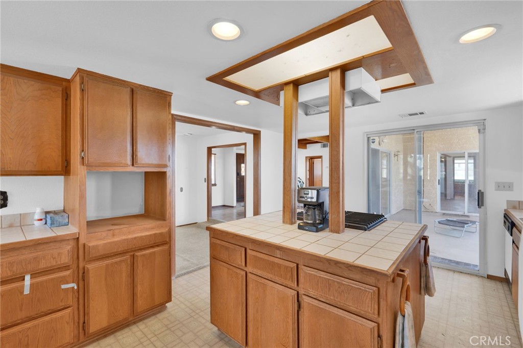 22677 Dexter Property Photo 13