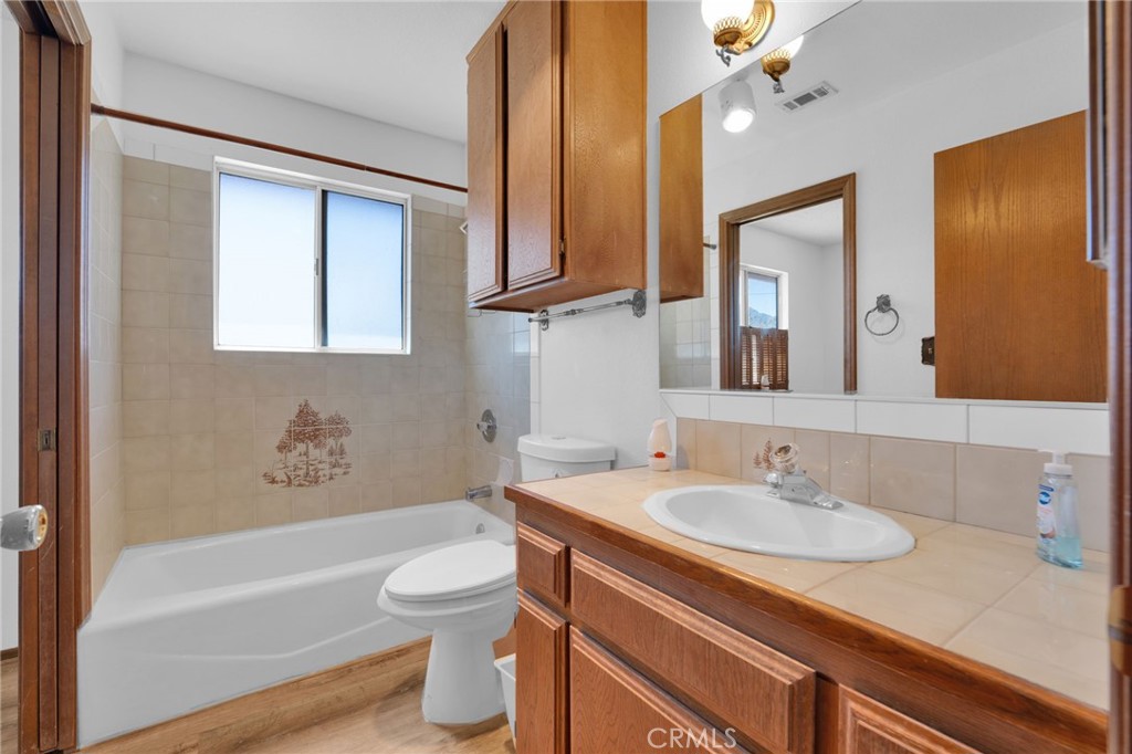 22677 Dexter Property Photo 29