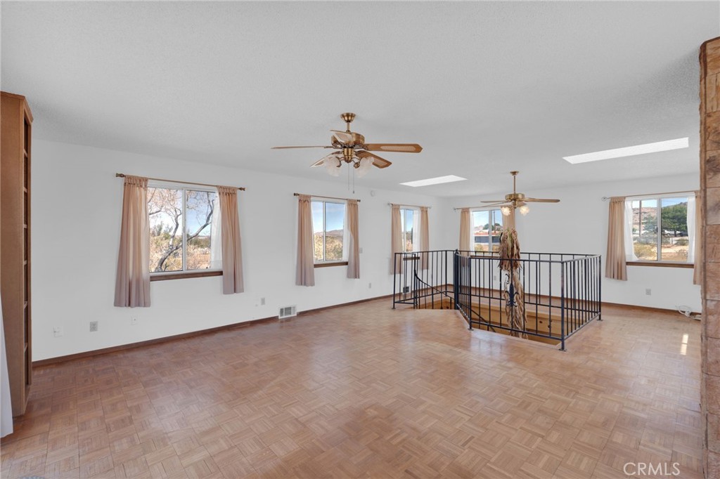 22677 Dexter Property Photo 32
