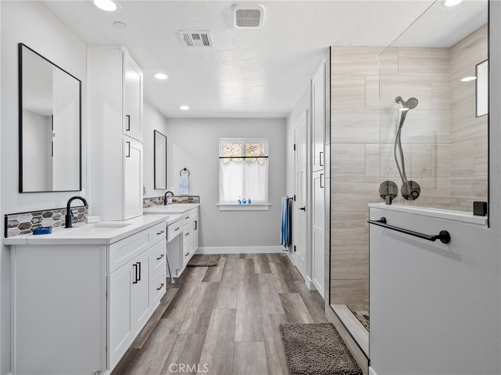 24162 Shoshone Road Property Photo 19