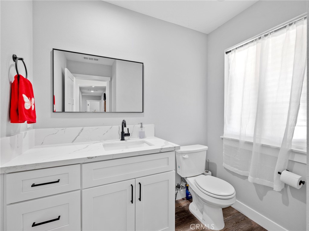 24162 Shoshone Road Property Photo 23