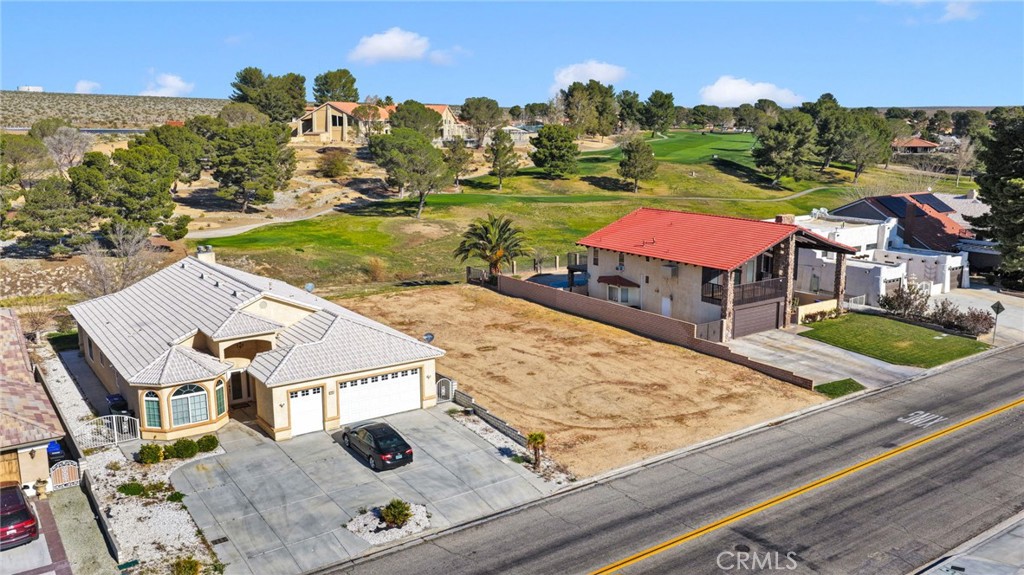 27654 Silver Lakes Property Photo 5