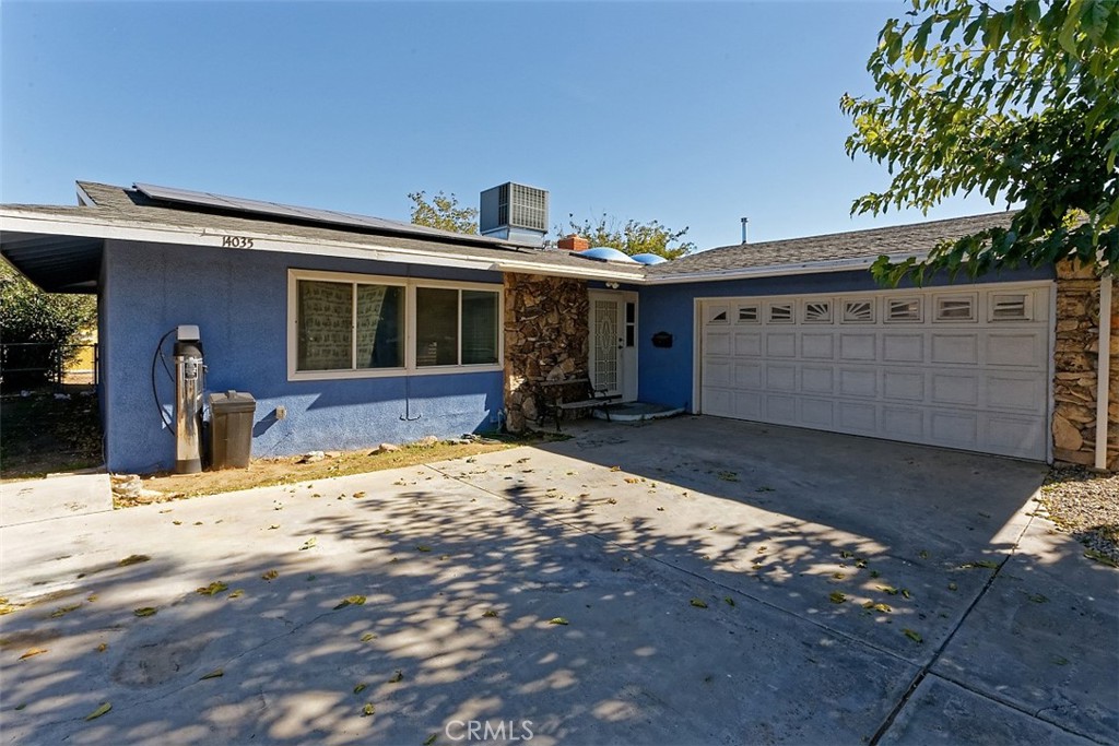 14035 Wimbleton Drive Property Photo 1