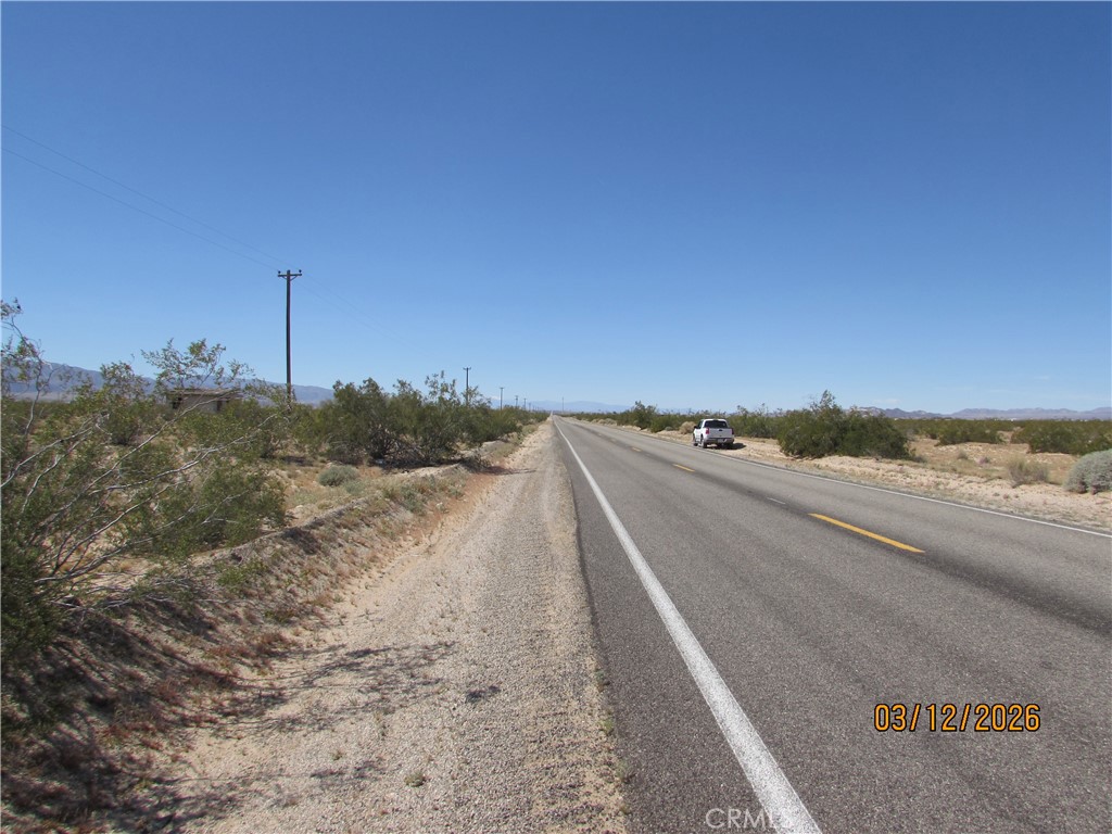 42 Amboy Property Photo 3
