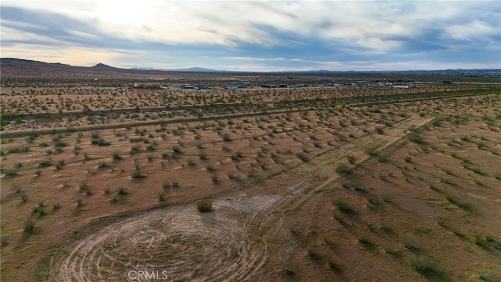 715 Corral Road Property Photo 8