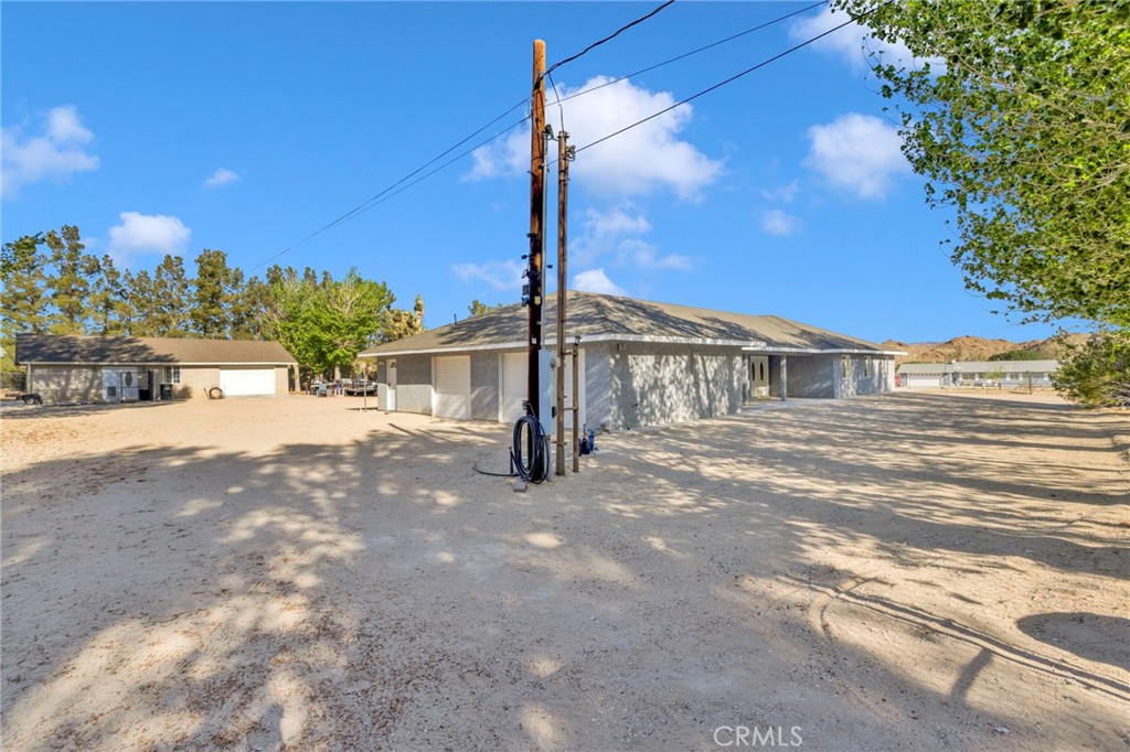 10298 Custer Avenue Property Photo 1