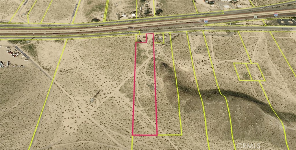 35125 Yermo Road Property Photo 3