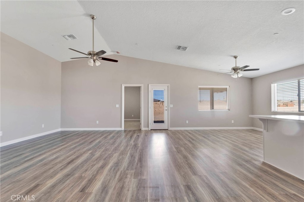 1230 Savanna Drive Property Photo 4