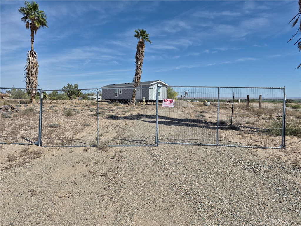 7389 Onieda Property Photo 2