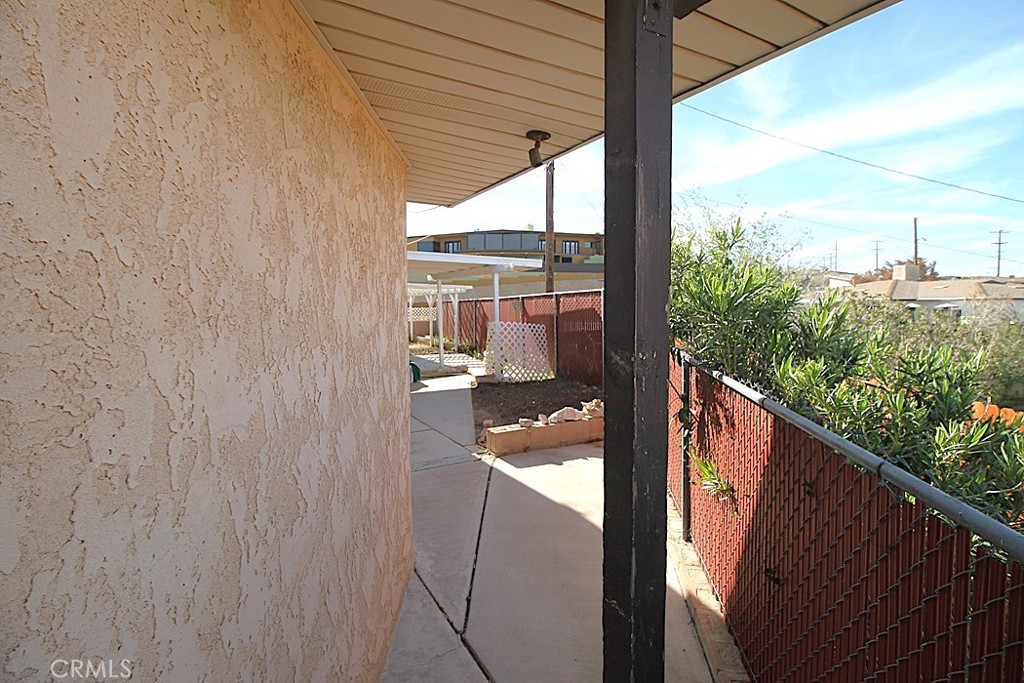 1105 Bigger Property Photo 28
