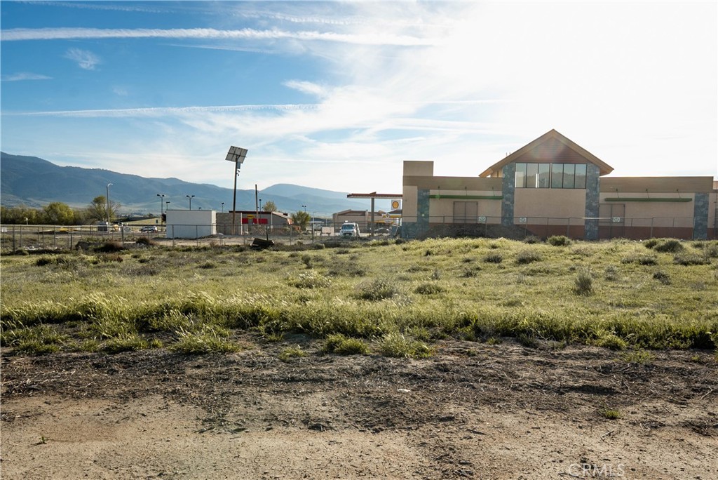9 Challenger Drive Property Photo 2
