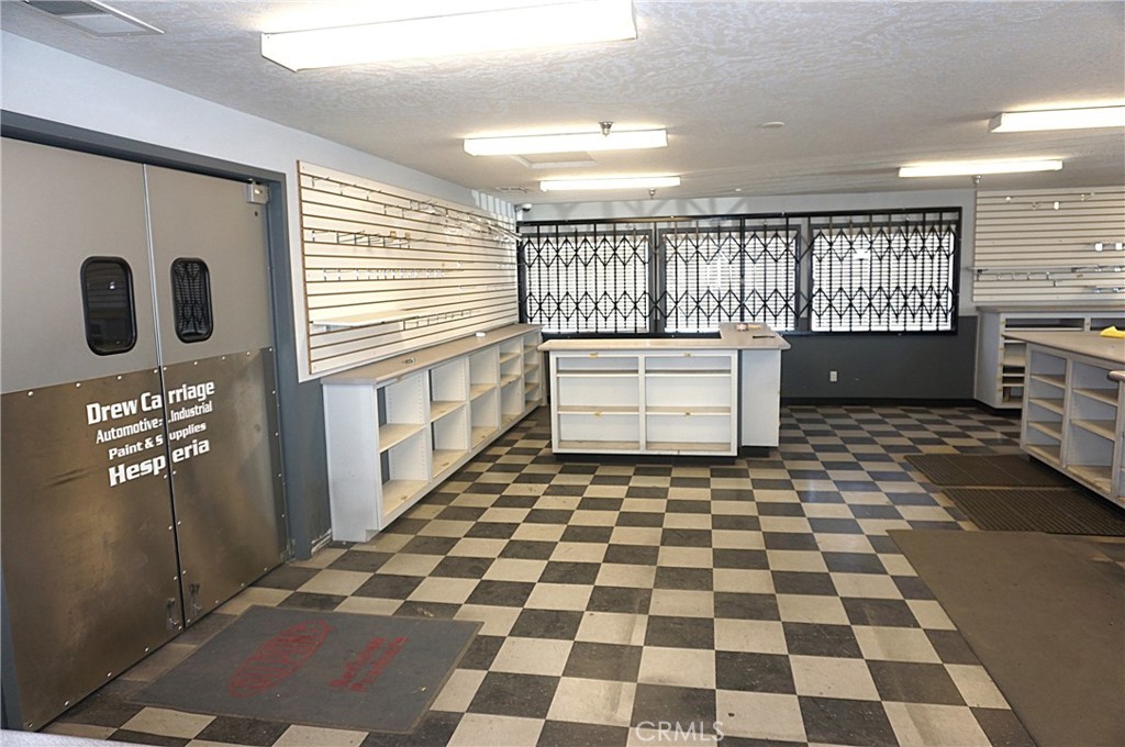 11810 I Avenue Property Photo 6