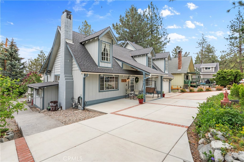 5375 Chaumont Property Photo 1