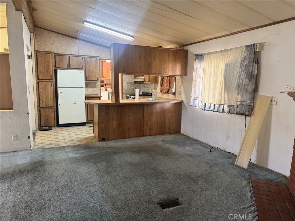 11420 Lee Avenue 36 Property Photo 4