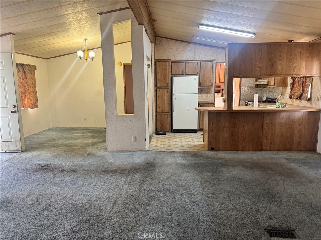 11420 Lee Avenue 36 Property Photo 5