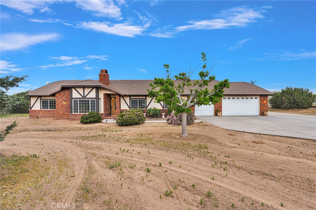 12830 Cedar Property Photo 2