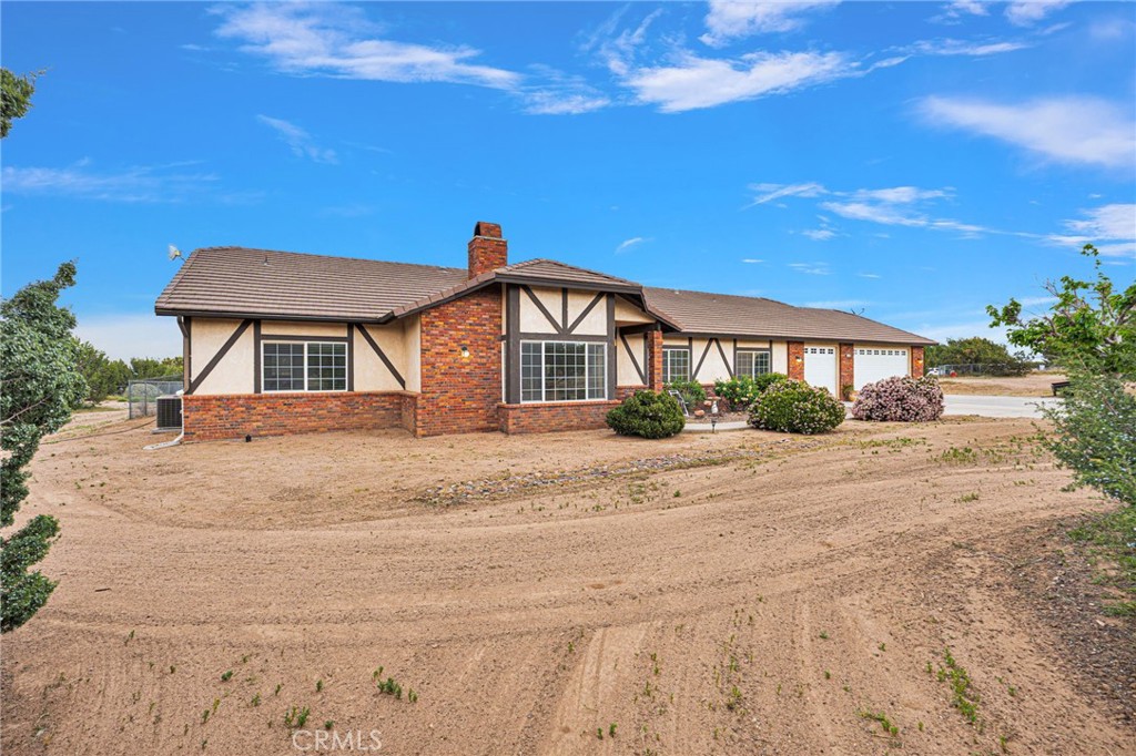 12830 Cedar Property Photo 3