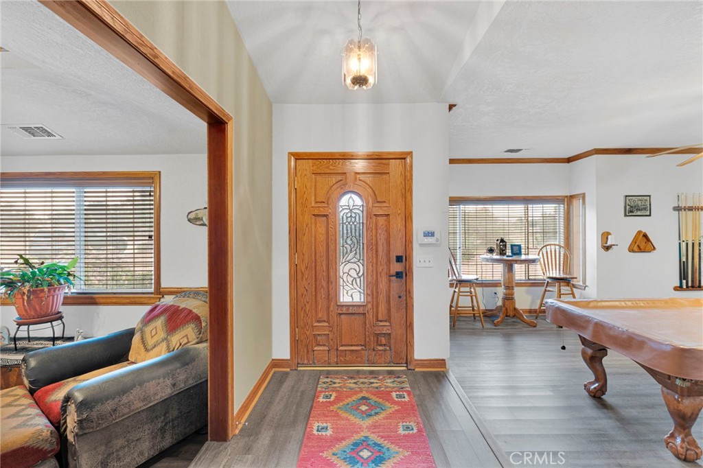 12830 Cedar Property Photo 6