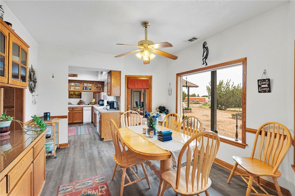 12830 Cedar Property Photo 16