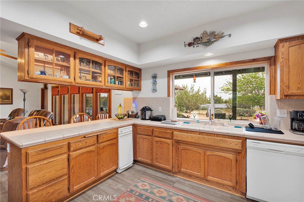 12830 Cedar Property Photo 19