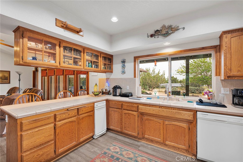 12830 Cedar Property Photo 19