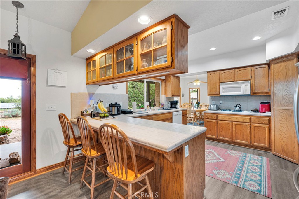 12830 Cedar Property Photo 24