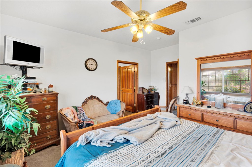 12830 Cedar Property Photo 26