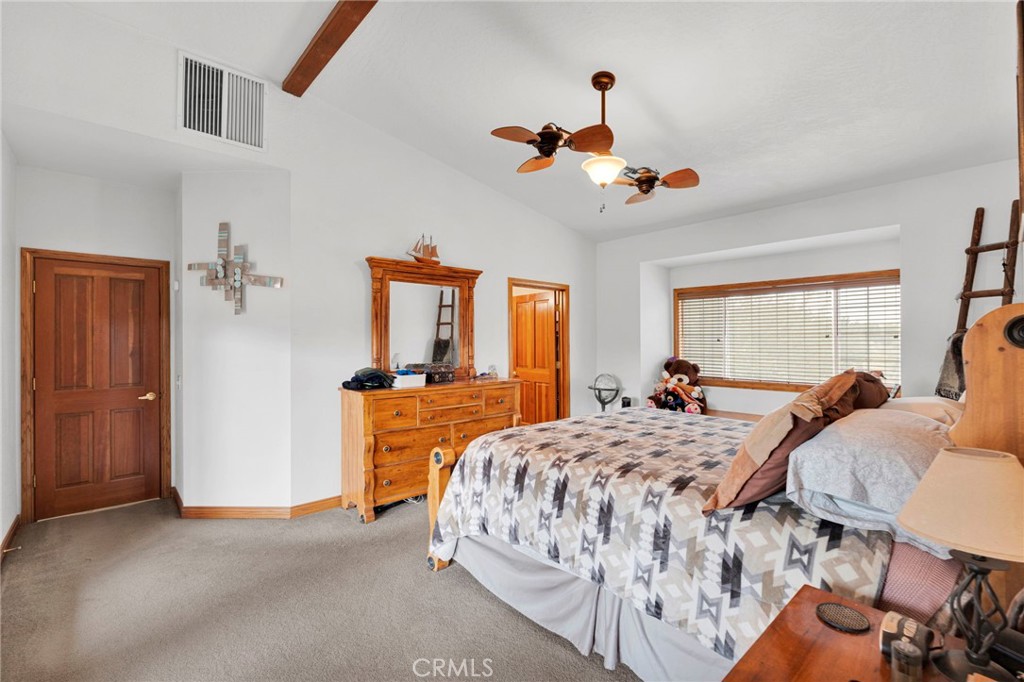 12830 Cedar Property Photo 35