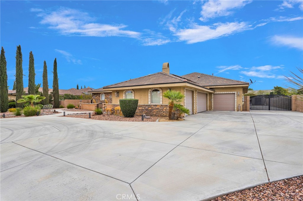 12935 Galewood Property Photo 5