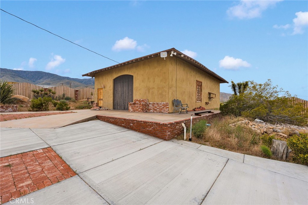 7985 Baker Property Photo 40