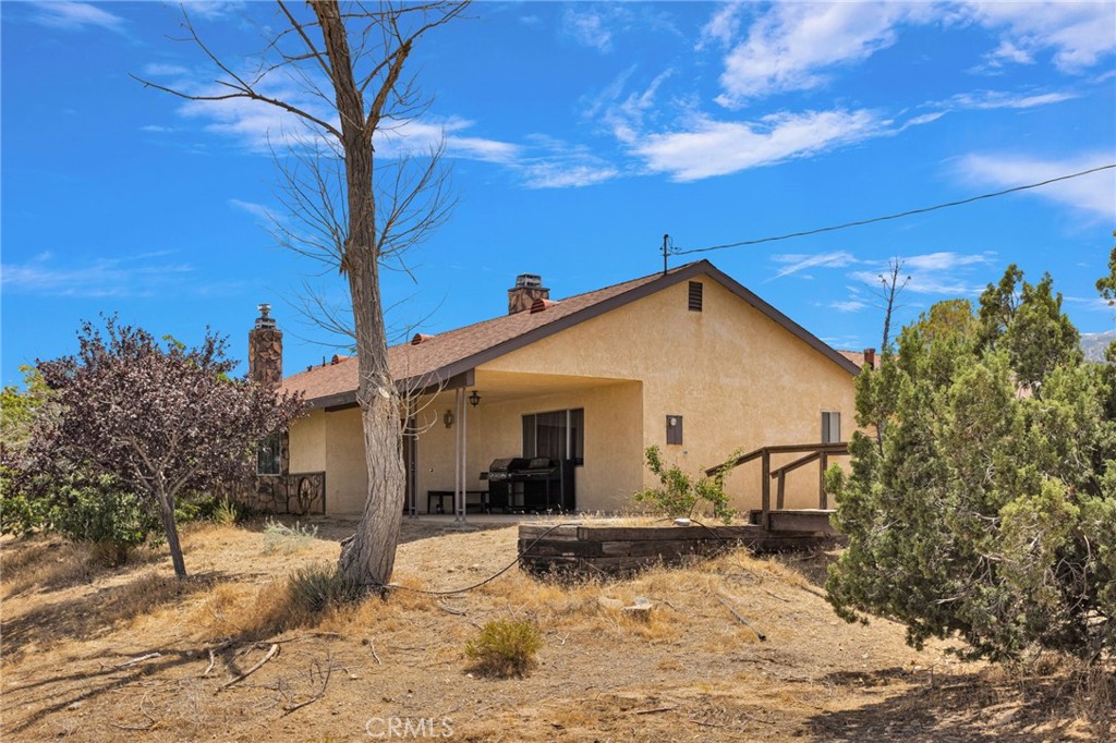 8970 Silver Rock Property Photo 2