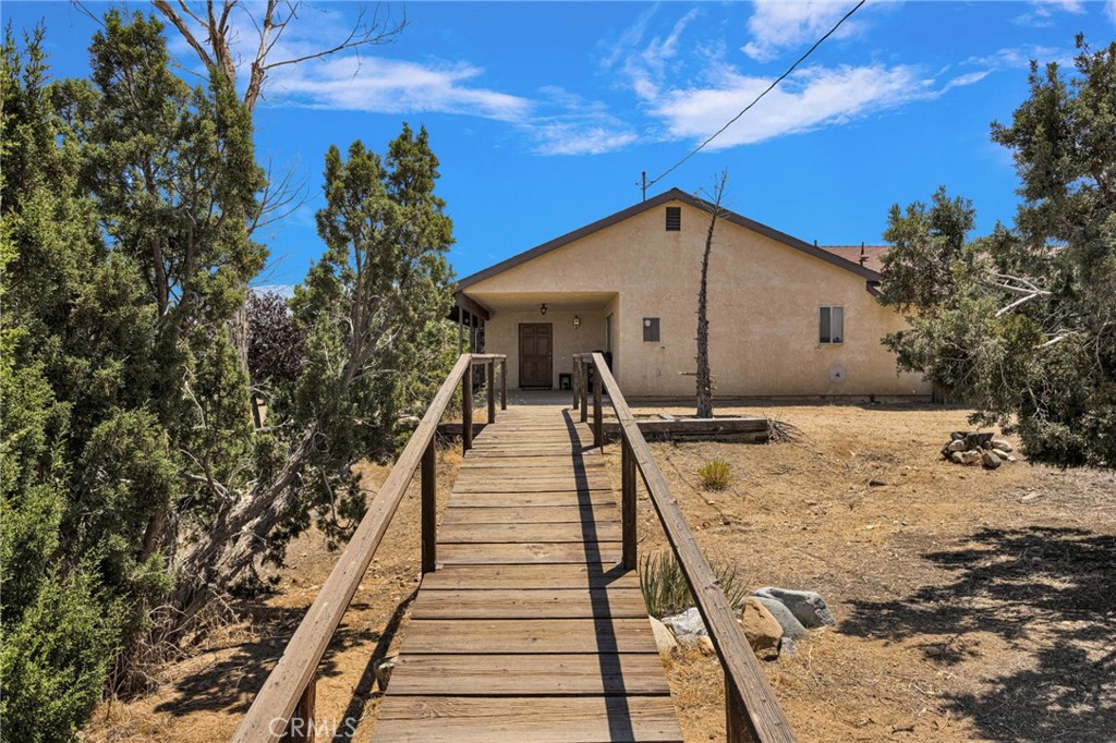 8970 Silver Rock Property Photo 3