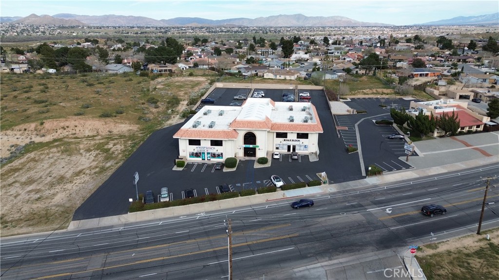 14075 Hesperia Property Photo 2