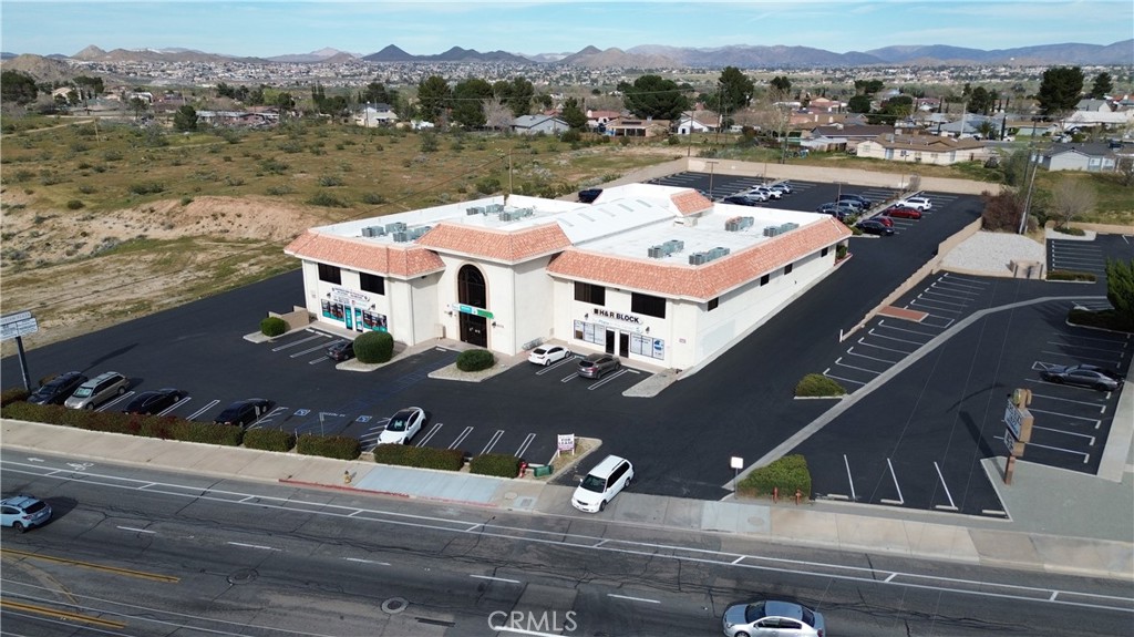 14075 Hesperia Property Photo 6