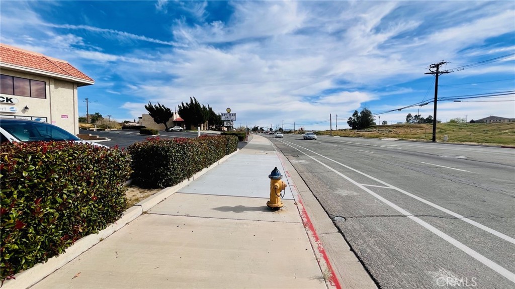 14075 Hesperia Property Photo 30