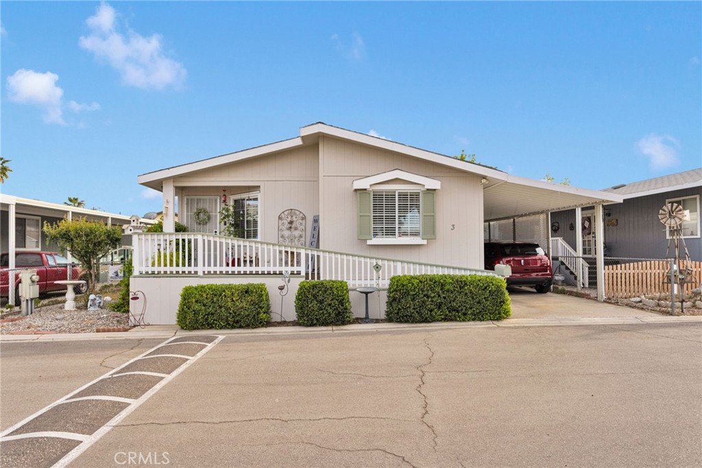 9161 Santa Fe E 3 Property Photo 1