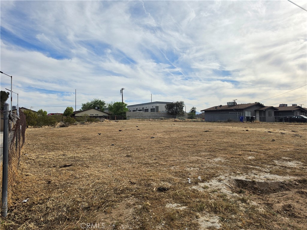 0 Tokay Property Photo 3