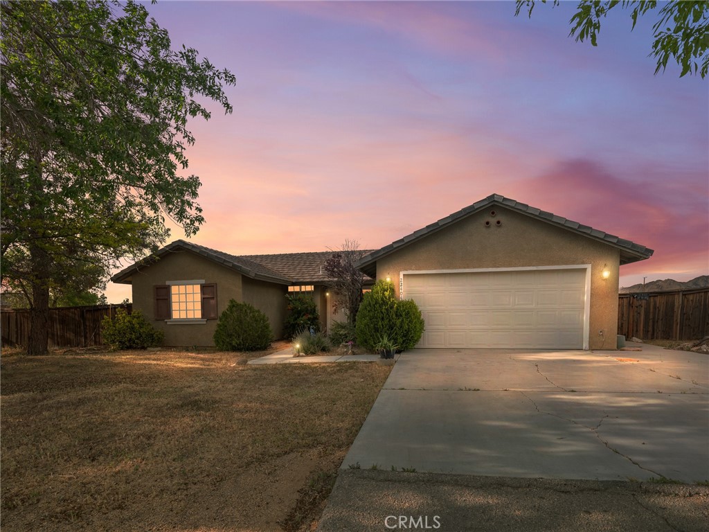 22404 Broken Lance Court Property Photo 1