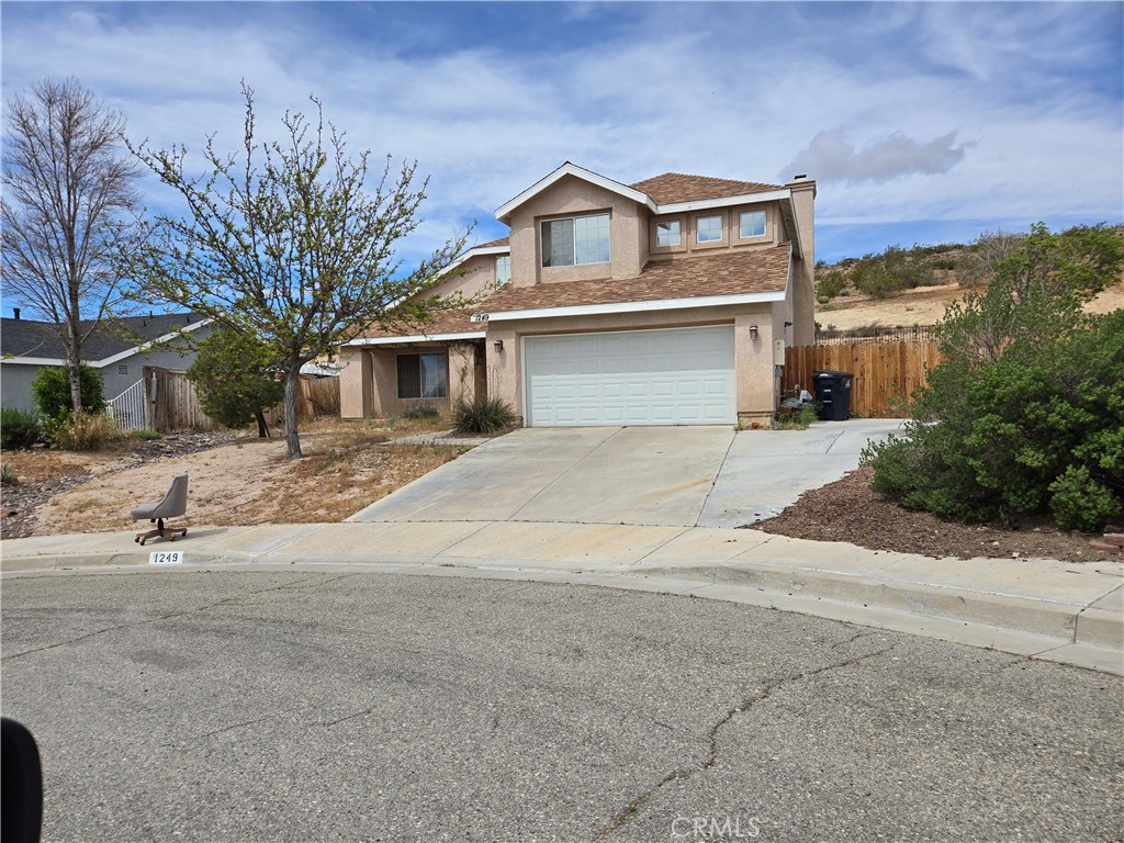 1249 Bradford Property Photo 1