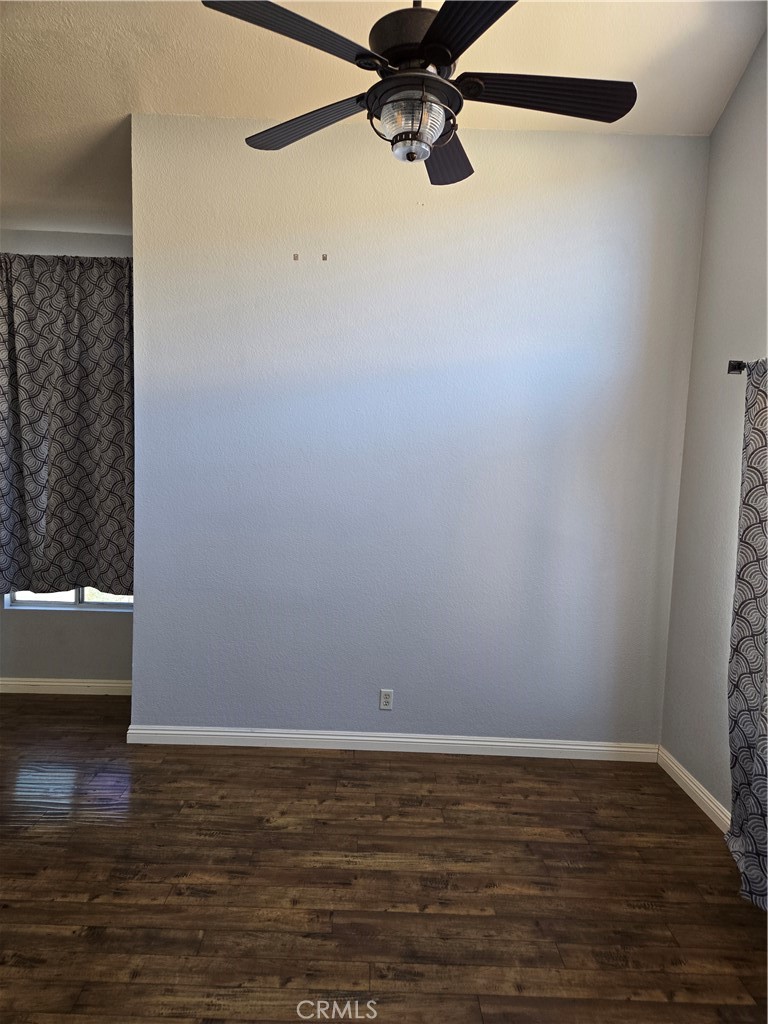 1249 Bradford Property Photo 4