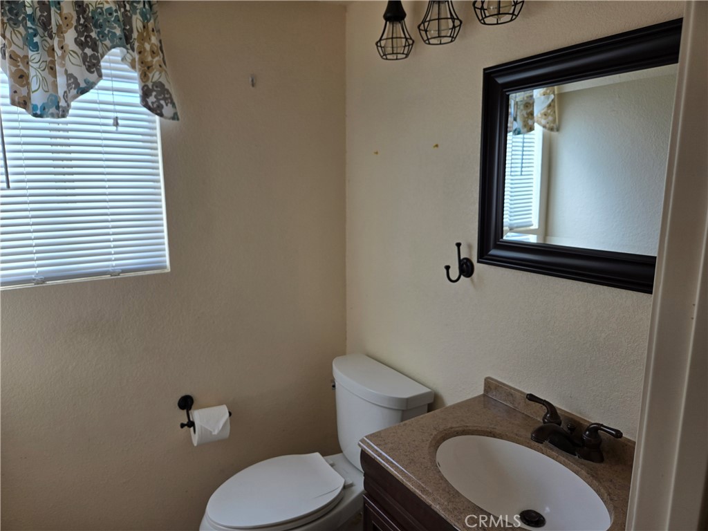 1249 Bradford Property Photo 9